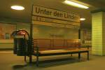 Bahnhofsschilder/40783/auf-der-bank-unter-der-linden Auf der Bank 'Unter der Linden' kann man heute nicht mehr sitzen - die S-Bahnstation heit heute 'Brandenburger Tor'
25.11.2008