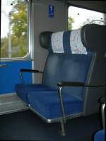 Reisezugwagen/7986/1-kl-sitz-im-rabde-1212 1. Kl. Sitz im RABDe 12/12 (Herbst 2008)