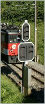Signale und Sicherheitstechnik/228709/einfahrhauptsignal-und-ausfahrvorsignal-a-und-c Einfahrhauptsignal und Ausfahrvorsignal A und C* in Oberried.
27. Aug. 2012